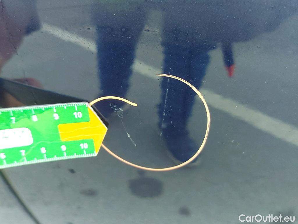  Volkswagen  Golf  VOLKSWAGEN / 2020 / 5P / berlina con portón Life 2.0 TDI 85kW (115CV) #15