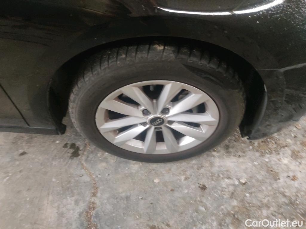  Audi  A3 AUDI  / 2020 / 5P / berlina con portón Sportback 30 TDI 85kW (116CV) #8