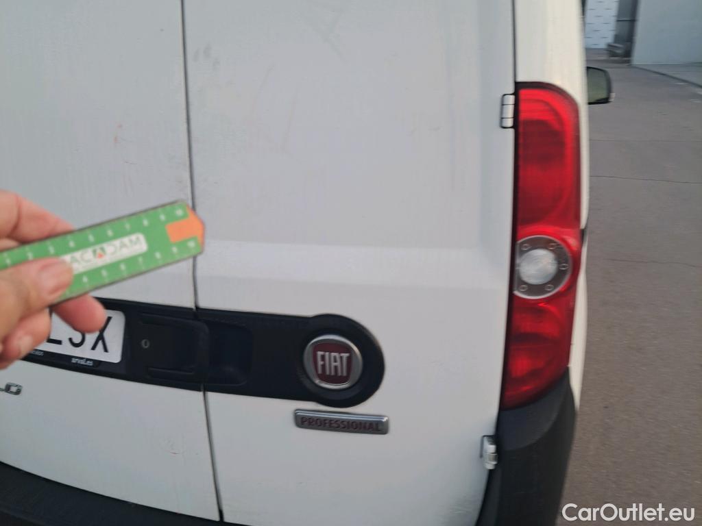  Fiat  Doblo FIAT Doblò Cargo/2015/3P/furgón derivado de turismo Cargo Base Plus 1.3 Mjet 70kW (95CV) #16