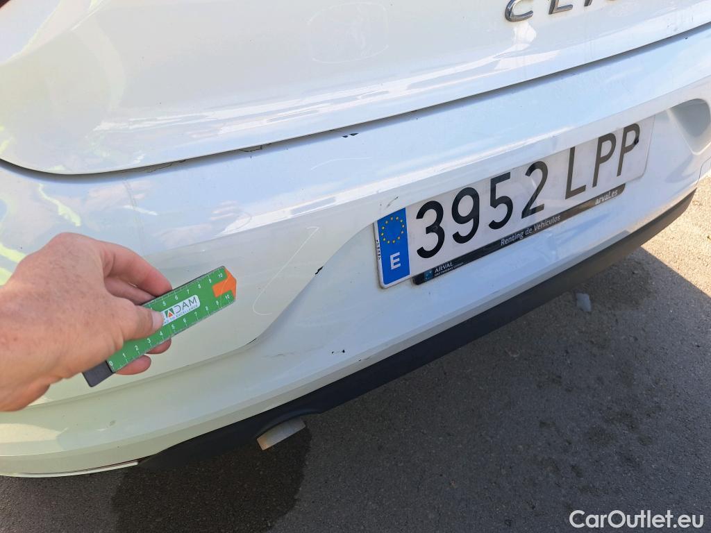  Renault  Clio RENAULT  / 2019 / 5P / berlina con portón Business TCe 67 kW (90CV) #31