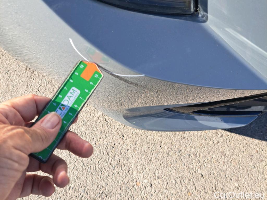  Toyota  Corolla TOYOTA  / 2019 / 5P / familiar 1.8 125H ACTIVE TECH E-CVT TOU SPORT #18