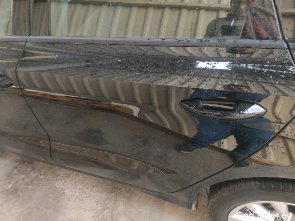  Audi  A3 AUDI  / 2020 / 5P / berlina con portón Sportback 30 TDI 85kW (116CV) #24