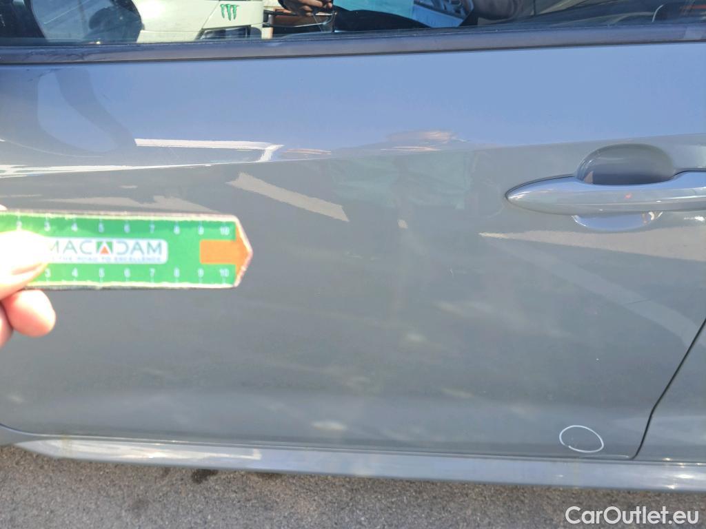  Toyota  Corolla TOYOTA  / 2019 / 5P / familiar 1.8 125H ACTIVE TECH E-CVT TOU SPORT #9