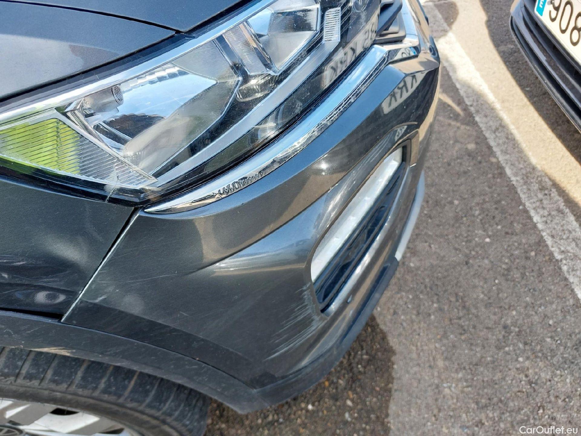  Volkswagen  T-ROC VOLKSWAGEN  / 2017 / 5P / todoterreno Advance 2.0 TDI 110kW (150CV) DSG (AC2) #28