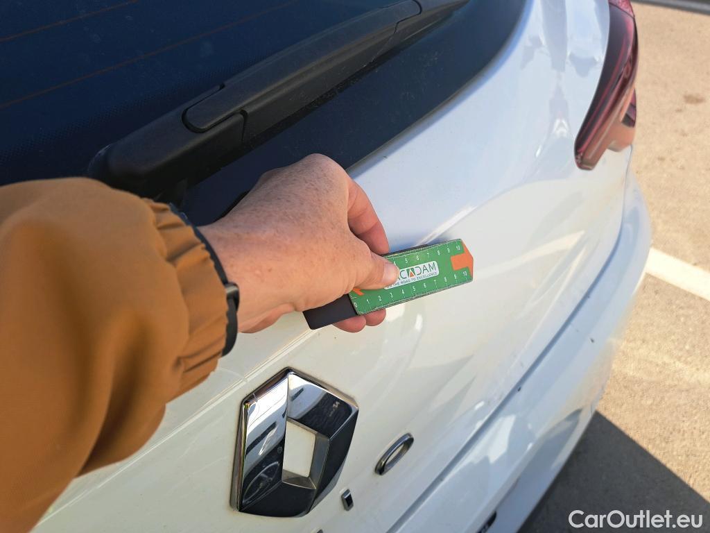  Renault  Clio RENAULT  / 2019 / 5P / berlina con portón Business TCe 67 kW (90CV) #36