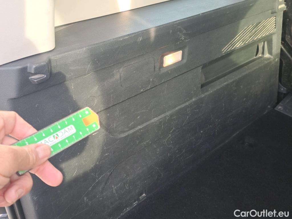  Opel  Combo OPEL  Life / 2018 / 5P / monovolumen 1.5 TD 75kW (100CV) S/S Expression XL #42