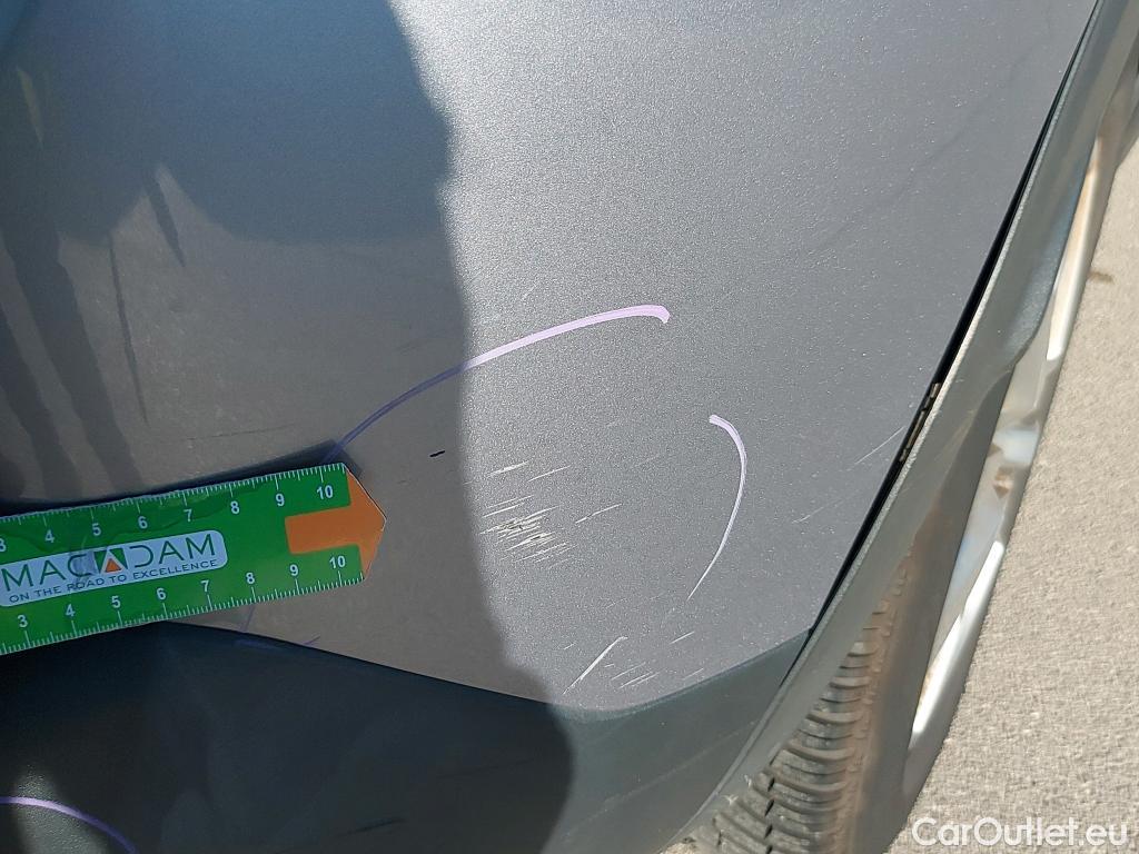  Peugeot  3008 PEUGEOT  / 2016 / 5P / todoterreno 1.5 BlueHDi 96kW (130CV) S&S Active EAT8 #18