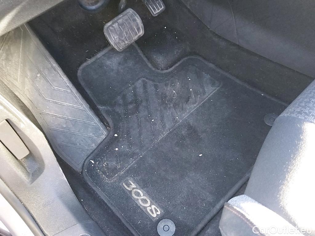  Peugeot  3008 PEUGEOT  / 2016 / 5P / todoterreno 1.5 BlueHDi 96kW (130CV) S&S Active EAT8 #27