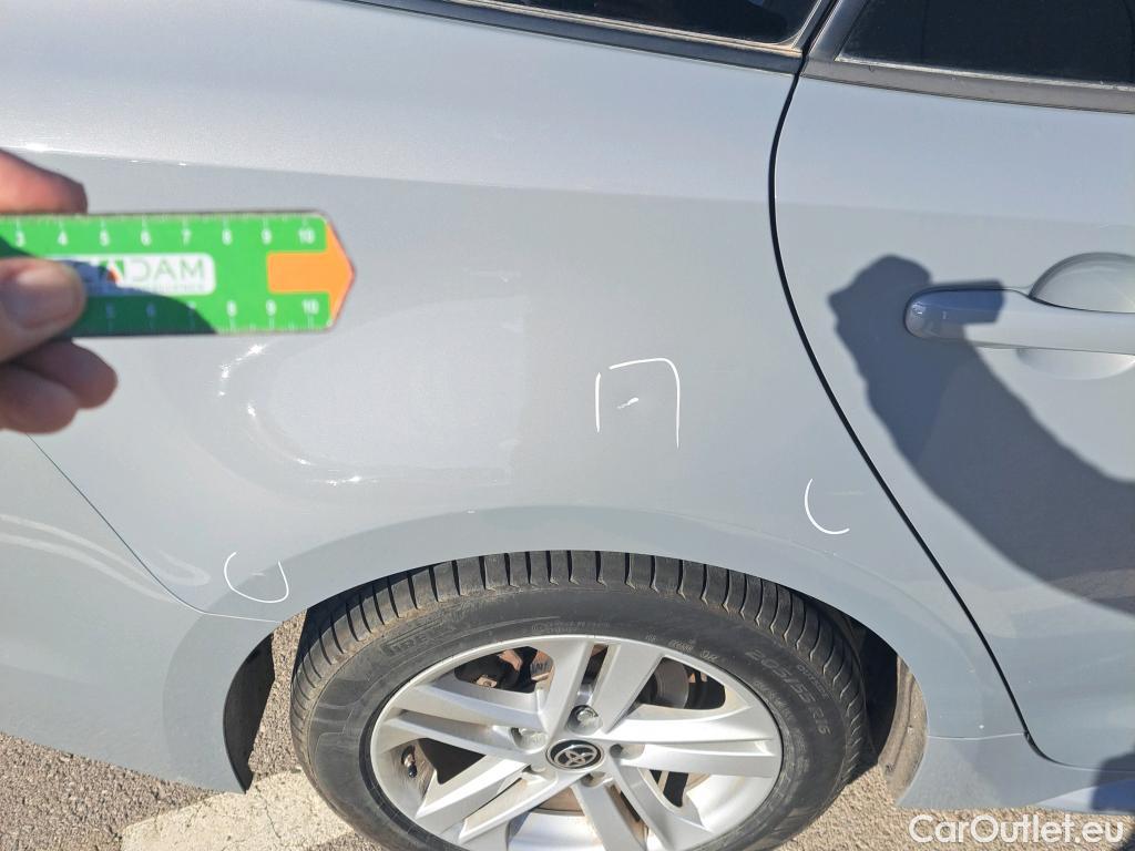  Toyota  Corolla TOYOTA  / 2019 / 5P / familiar 1.8 125H ACTIVE TECH E-CVT TOU SPORT #5