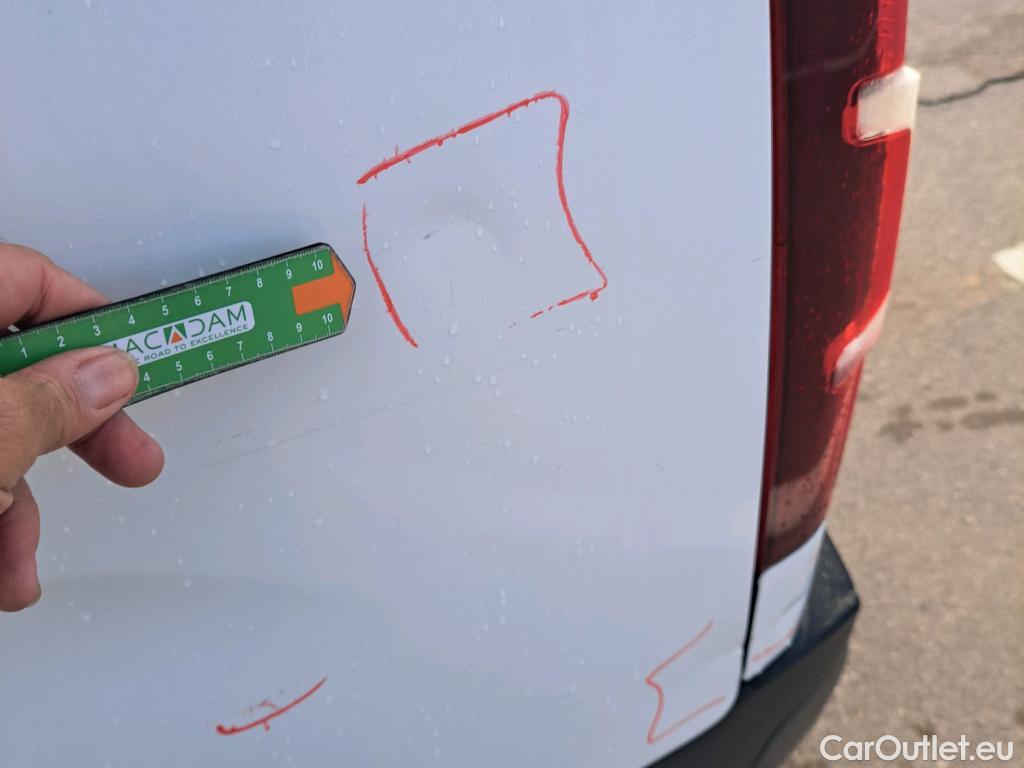  Opel  Combo OPEL  Life / 2018 / 5P / monovolumen 1.5 TD 75kW (100CV) S/S Expression XL #5