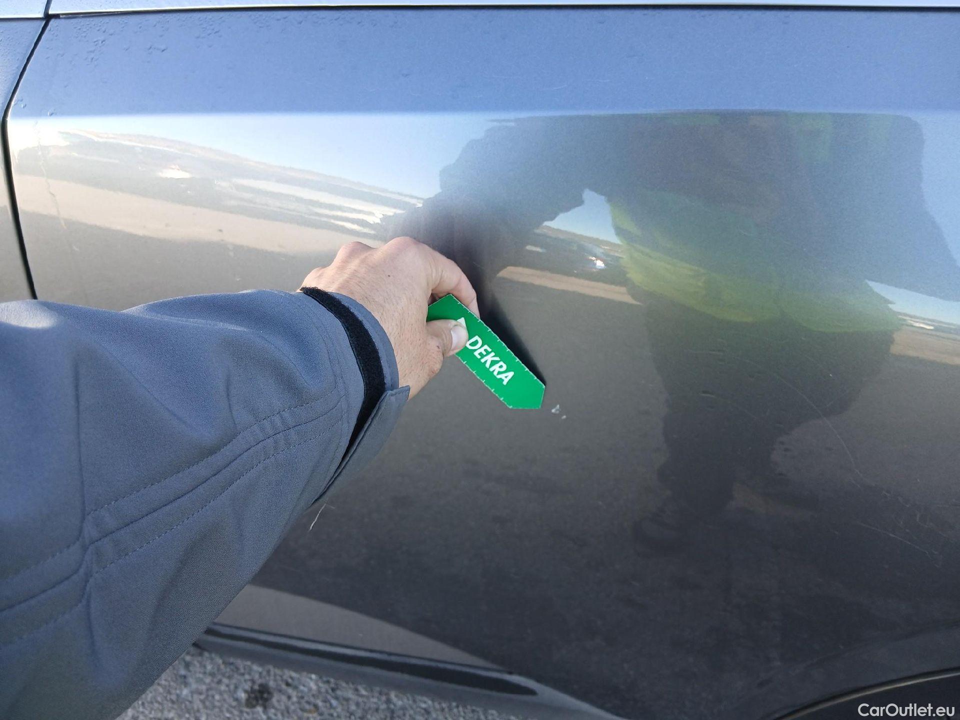  Nissan  Qashqai NISSAN  / 2021 / 5P / todoterreno DIG-T 103kW (140CV) mHEV 4x2 Acenta #8