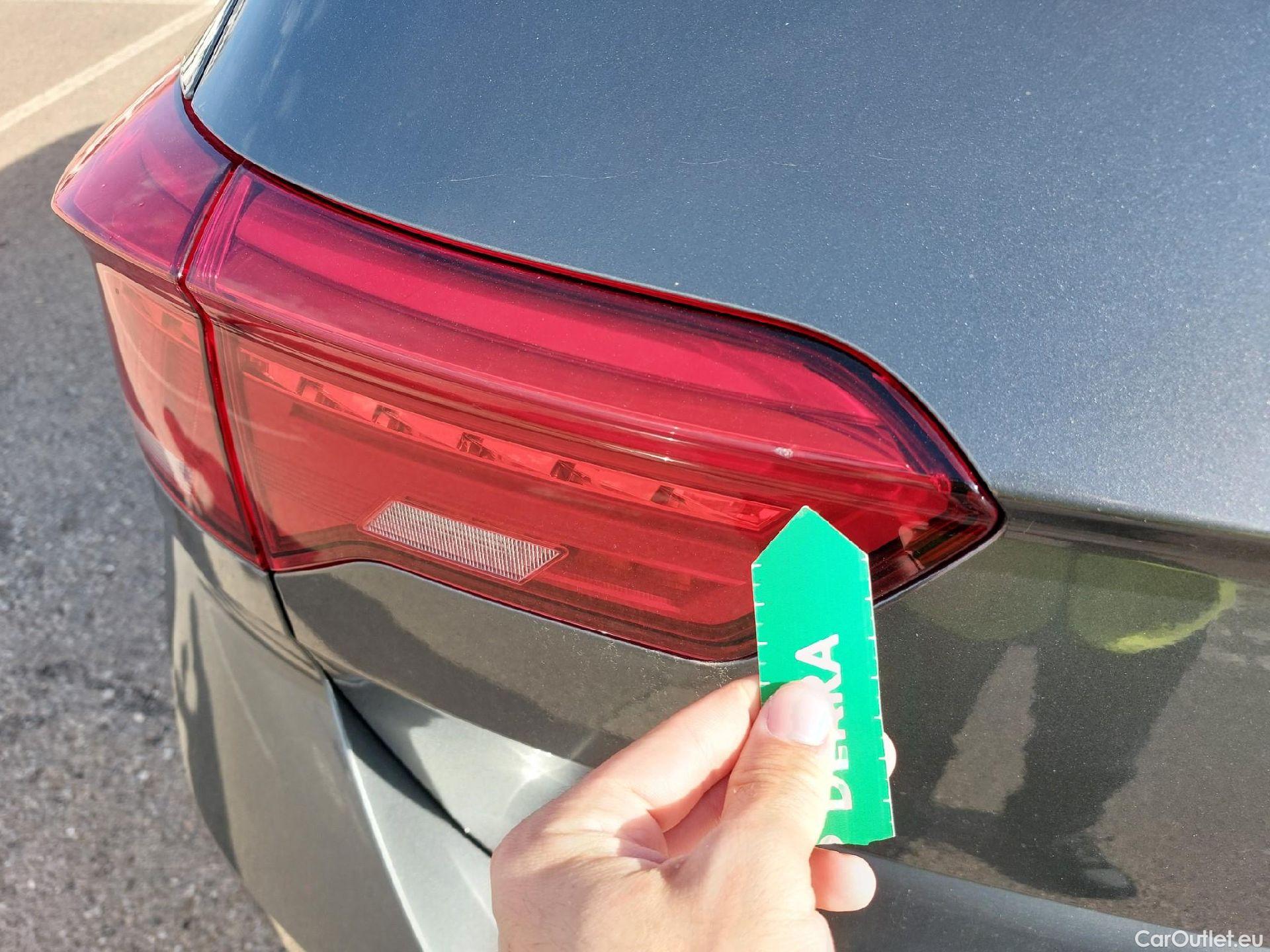  Volkswagen  T-ROC VOLKSWAGEN  / 2017 / 5P / todoterreno Advance 2.0 TDI 110kW (150CV) DSG (AC2) #15