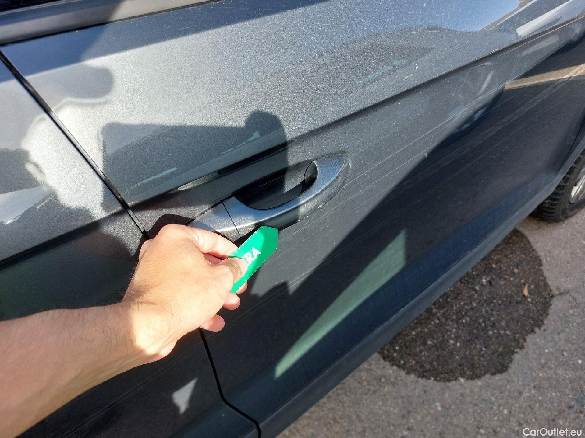  Volkswagen  T-ROC VOLKSWAGEN  / 2017 / 5P / todoterreno Advance 2.0 TDI 110kW (150CV) DSG (AC2) #20