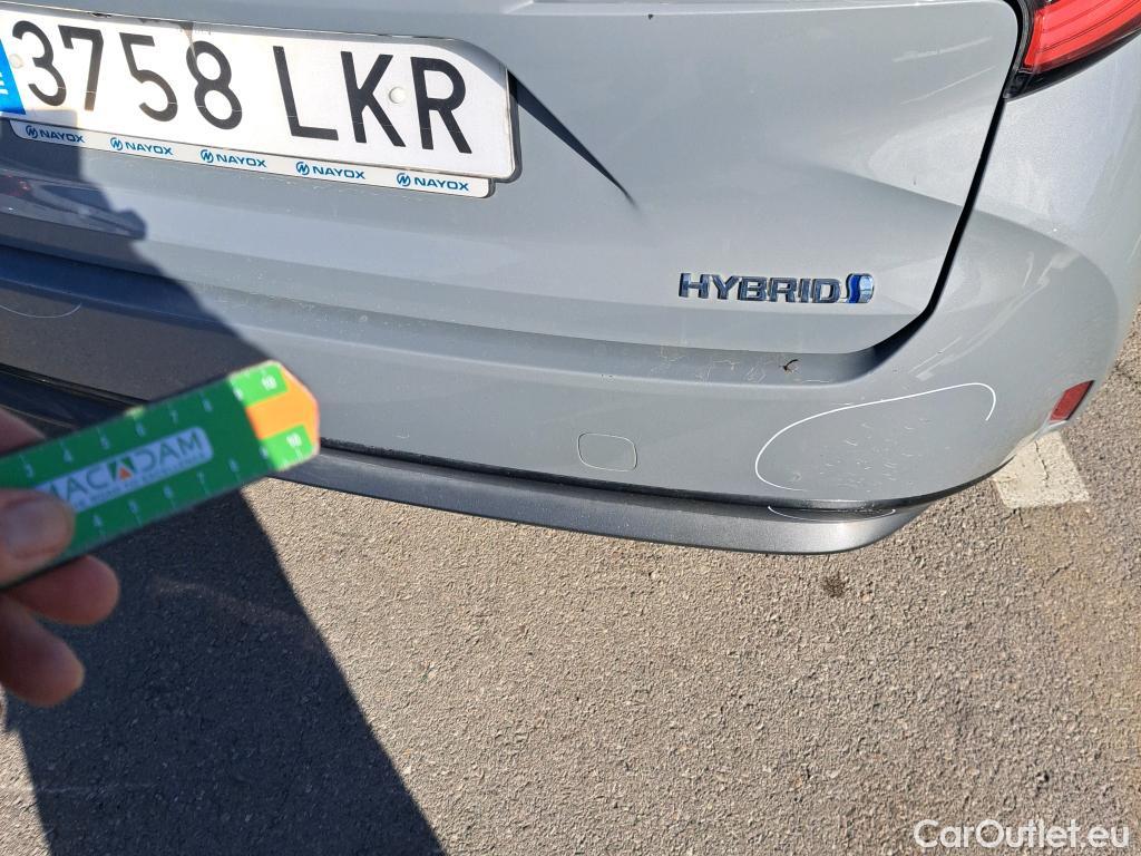  Toyota  Corolla TOYOTA  / 2019 / 5P / familiar 1.8 125H ACTIVE TECH E-CVT TOU SPORT #19