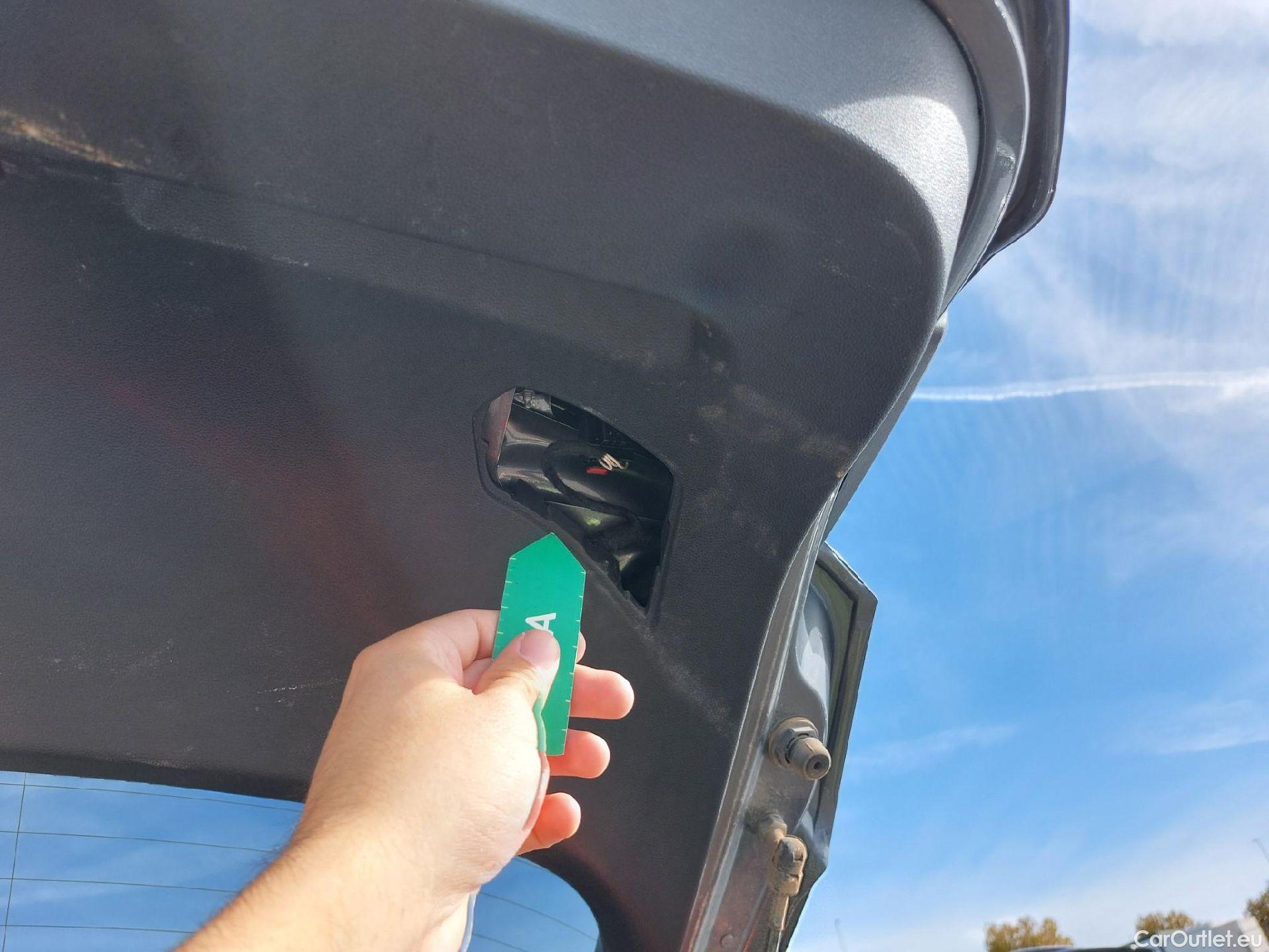  Volkswagen  T-ROC VOLKSWAGEN  / 2017 / 5P / todoterreno Advance 2.0 TDI 110kW (150CV) DSG (AC2) #4