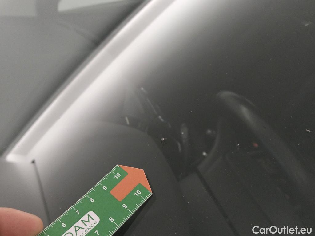  Ford  Focus FORD  5p 3G berlina con portón 1.5 TDCi 70kW (95CV) Trend #2