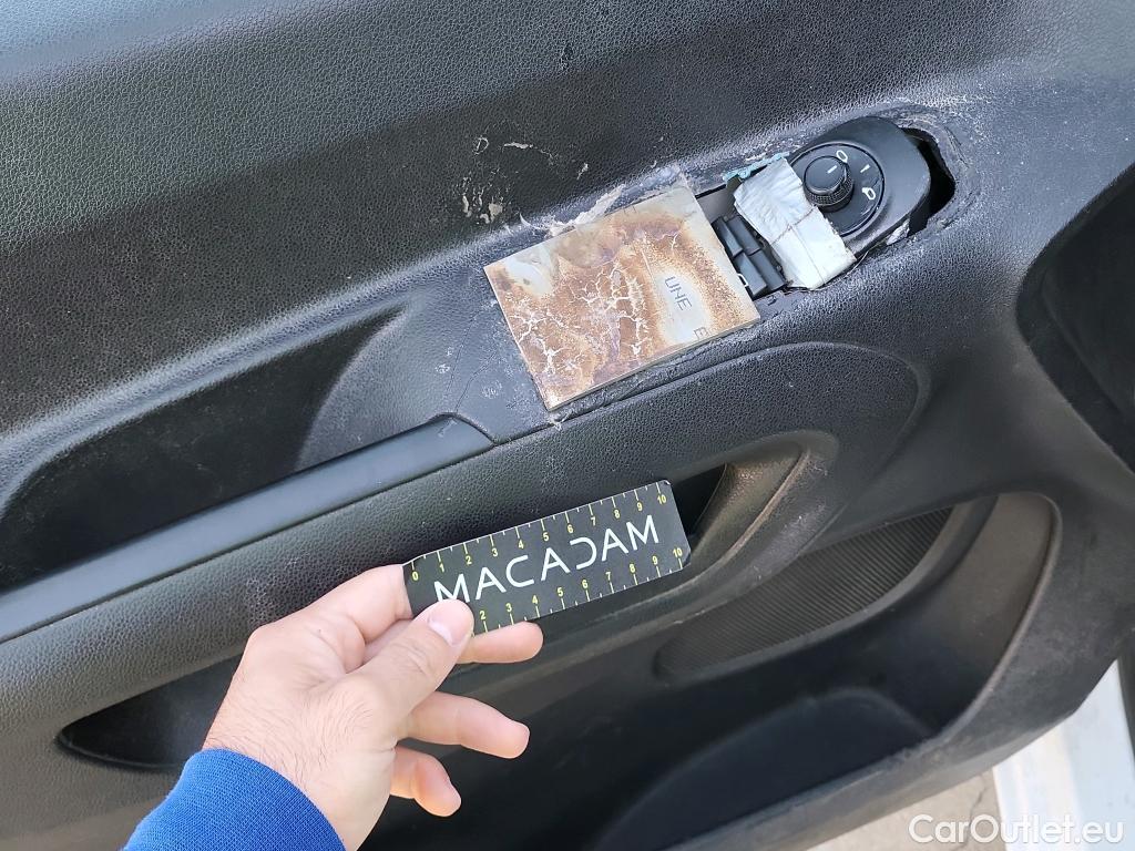  Opel  Combo OPEL  / 2018 / 3P / furgón derivado de turismo 1.6 TD S/S 74kW (100CV) Express L H1 650 #4