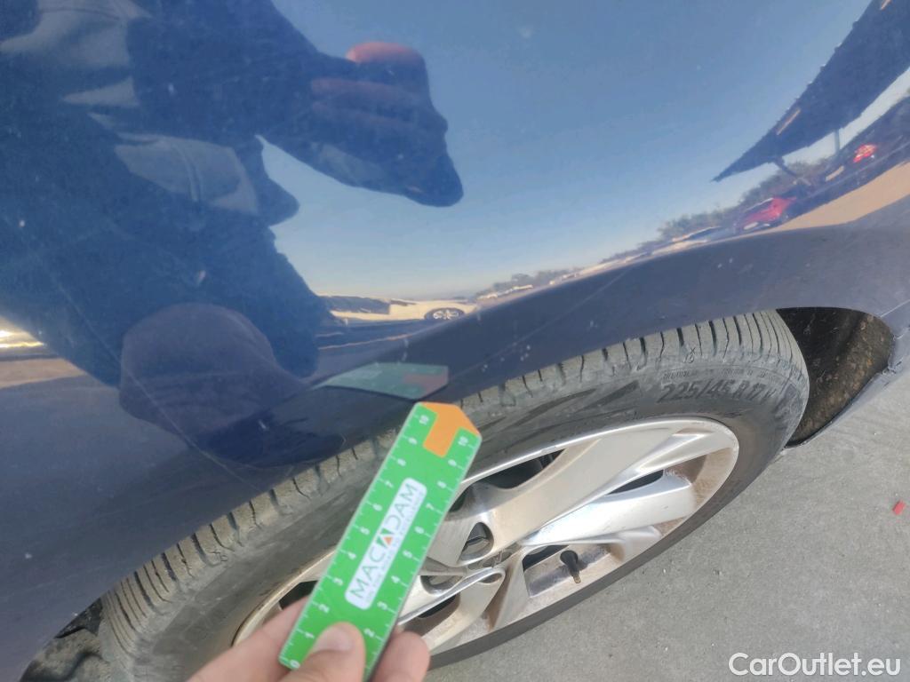  Opel  Astra OPEL  / 2019 / 5P / berlina con portón 1.2T SHT 96kW (130CV) GS Line #24