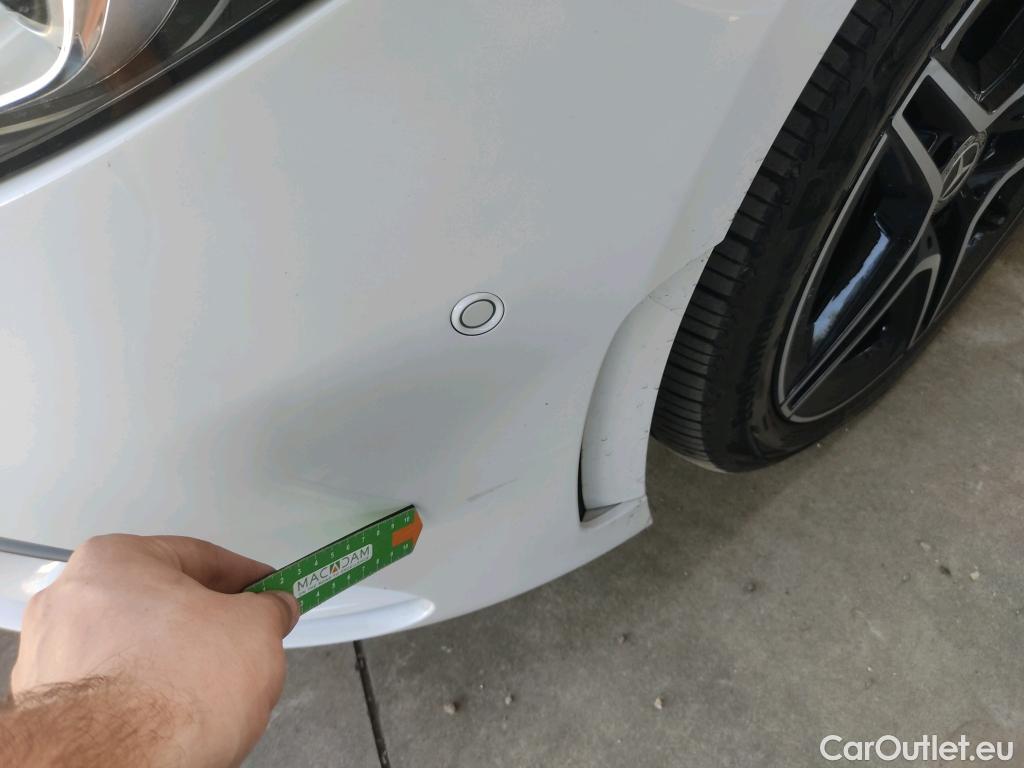  Mercedes  A-Klasse MERCEDES-BENZ Clase A / 2018 / 5P / berlina con portón A 250 e #12