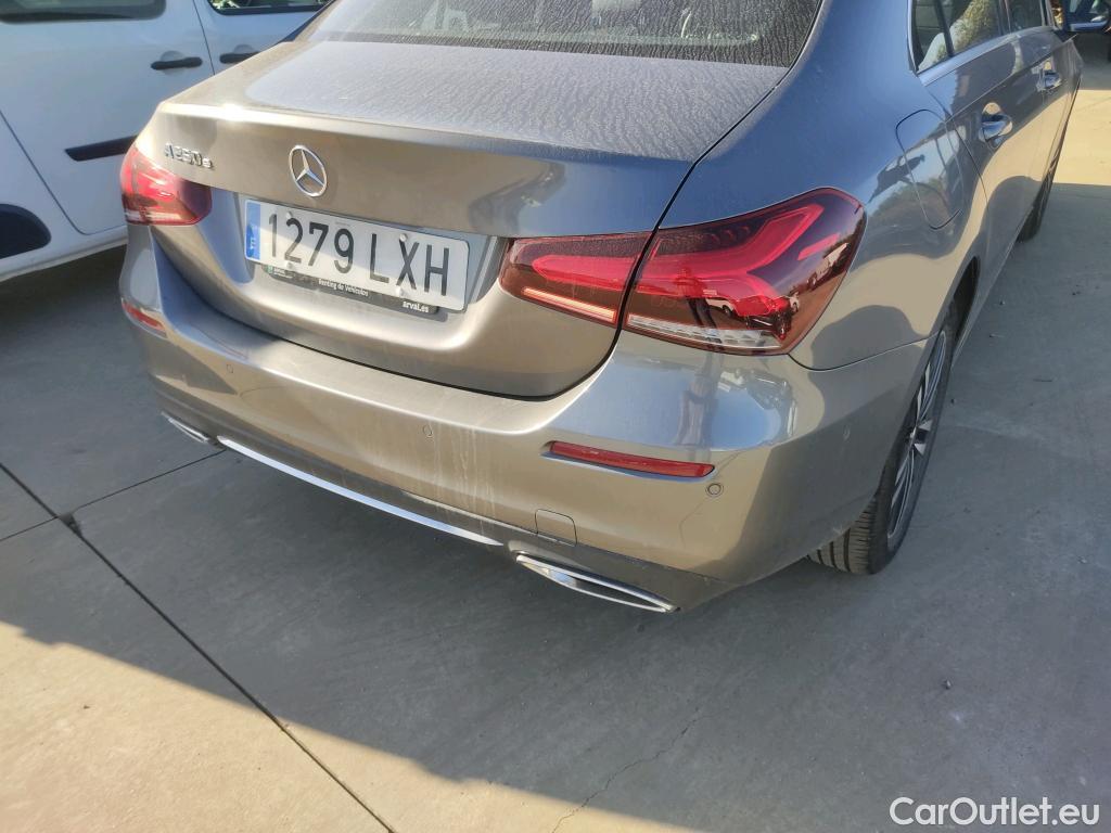  Mercedes  A-Klasse MERCEDES-BENZ Clase A / 2018 / 4P / sedán Sedán A 250 e #7