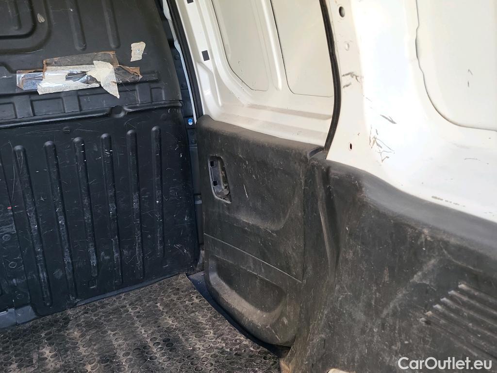  Opel  Combo OPEL  / 2018 / 3P / furgón derivado de turismo 1.6 TD S/S 74kW (100CV) Express L H1 650 #13