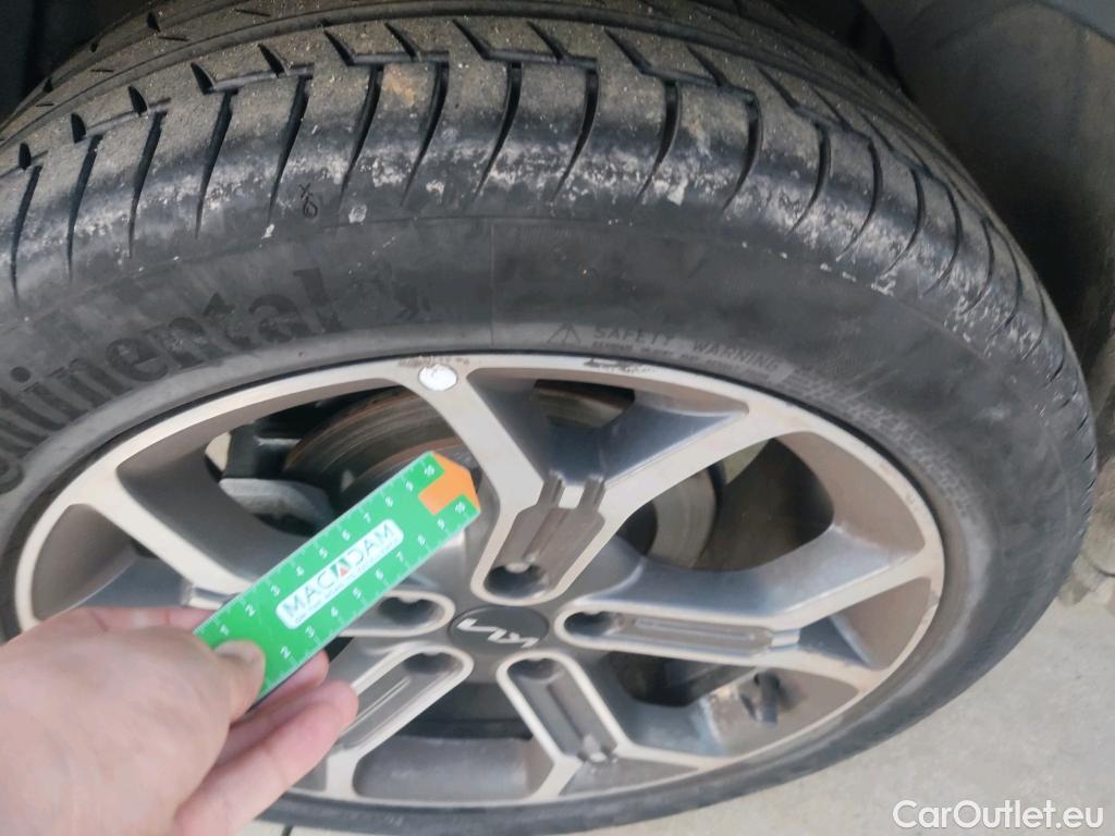  KIA  XCeed KIA  / 2019 / 5P / todoterreno 1.5 MHEV Tech 118kW (160CV) DCT #7