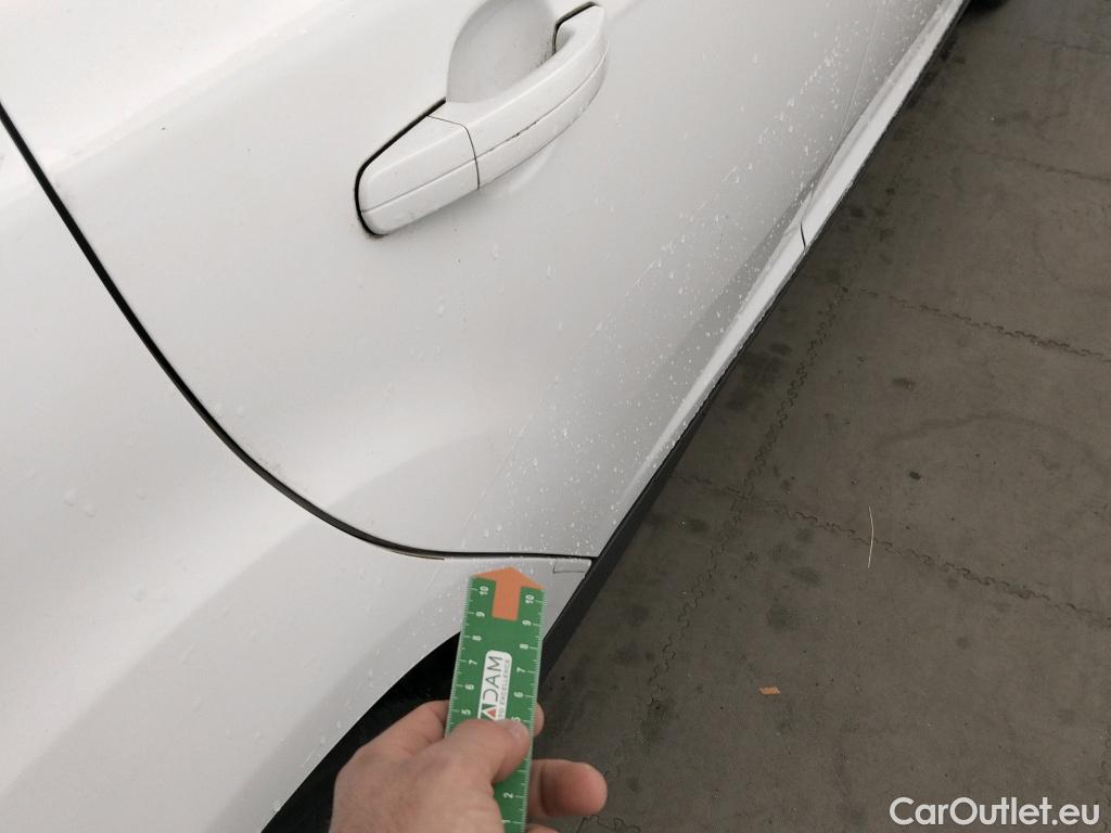  Ford  Focus FORD  5p 3G berlina con portón 1.5 TDCi 70kW (95CV) Trend #5