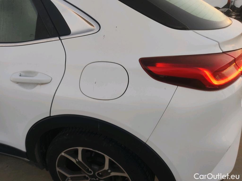  KIA  XCeed KIA  / 2019 / 5P / todoterreno 1.5 MHEV Tech 118kW (160CV) DCT #29