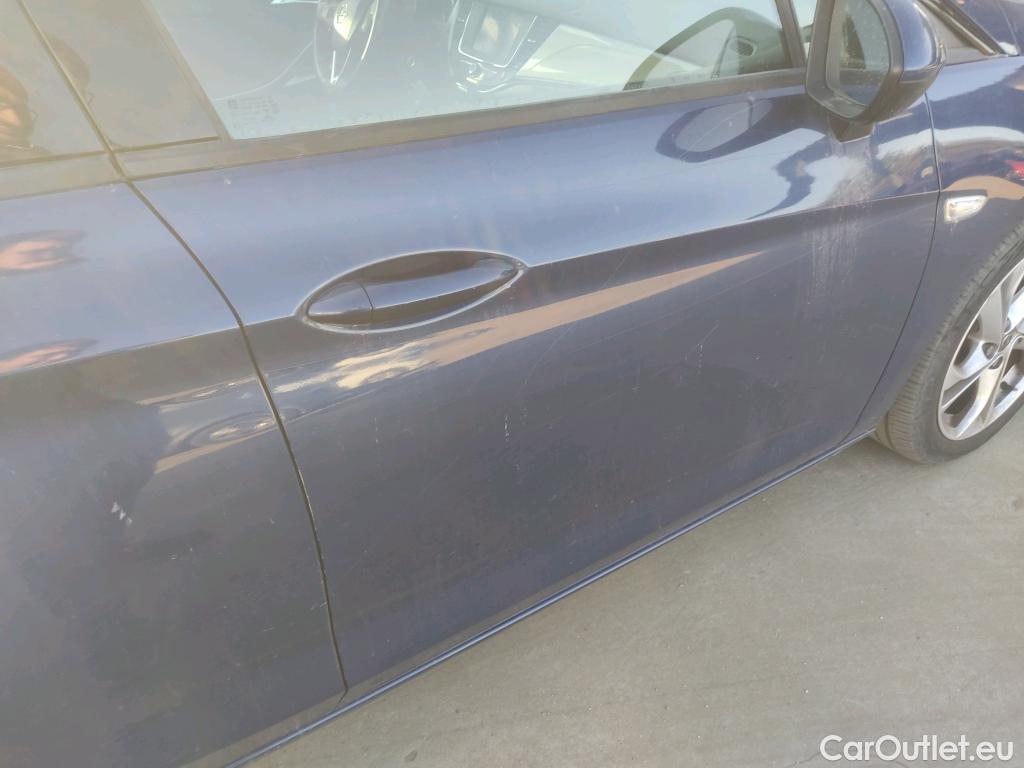  Opel  Astra OPEL  / 2019 / 5P / berlina con portón 1.2T SHT 96kW (130CV) GS Line #10