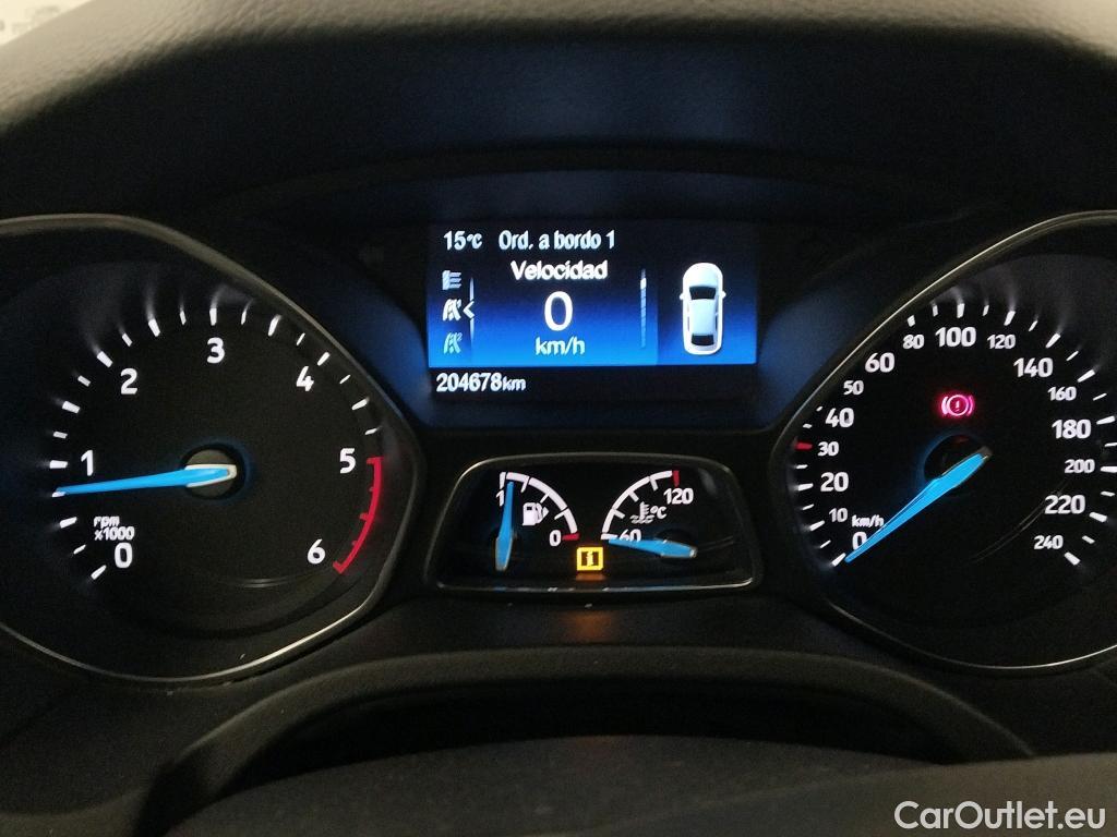  Ford  Focus FORD  5p 3G berlina con portón 1.5 TDCi 70kW (95CV) Trend #19
