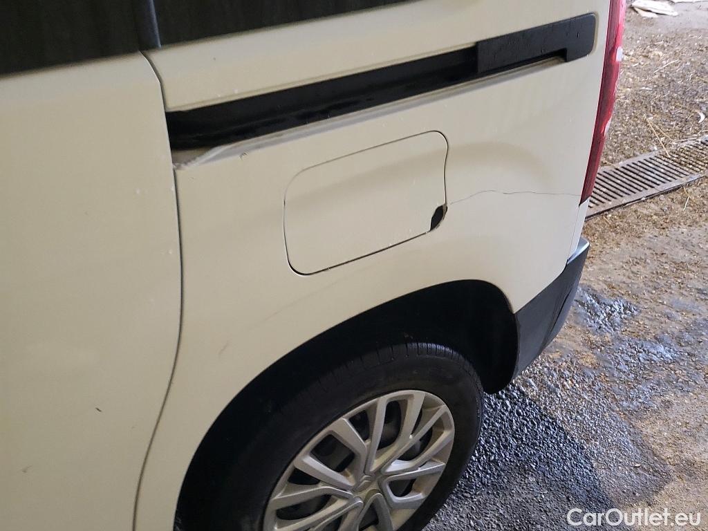  Citroen  Berlingo CITROEN  / 2018 / 5P / combi Talla M BlueHDi 100 S&S LIVE PACK (IND) (AC) #7