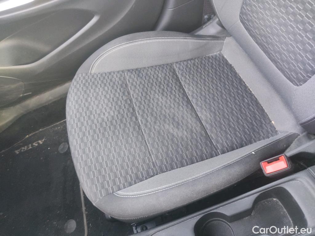  Opel  Astra OPEL  / 2019 / 5P / berlina con portón 1.2T SHT 96kW (130CV) GS Line #30