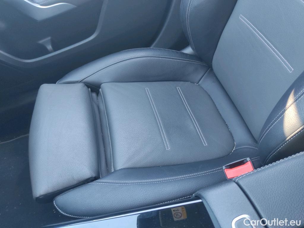  Mercedes  A-Klasse MERCEDES-BENZ Clase A / 2018 / 5P / berlina con portón A 250 e #5