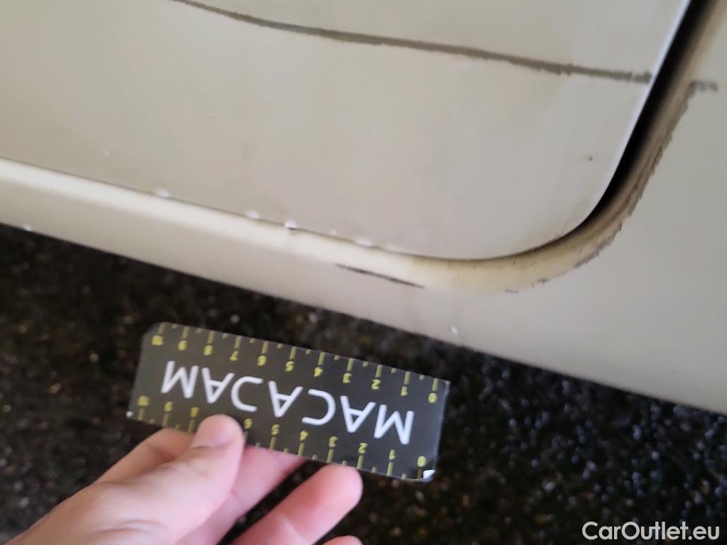  Citroen  Berlingo CITROEN  / 2018 / 5P / combi Talla M BlueHDi 100 S&S LIVE PACK (IND) (AC) #18