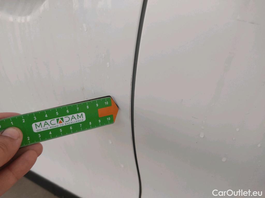  KIA  XCeed KIA  / 2019 / 5P / todoterreno 1.5 MHEV Tech 118kW (160CV) DCT #10