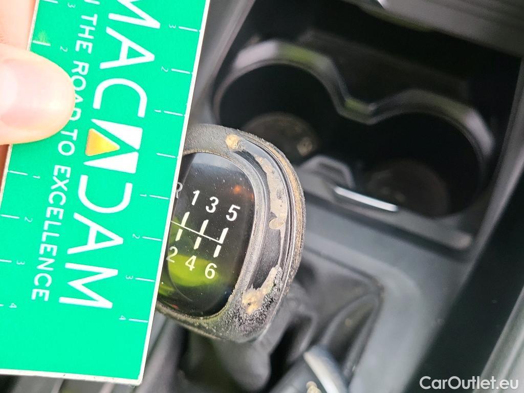  Bmw  X1 BMW  / 2015 / 5P / todoterreno sDrive18d #15