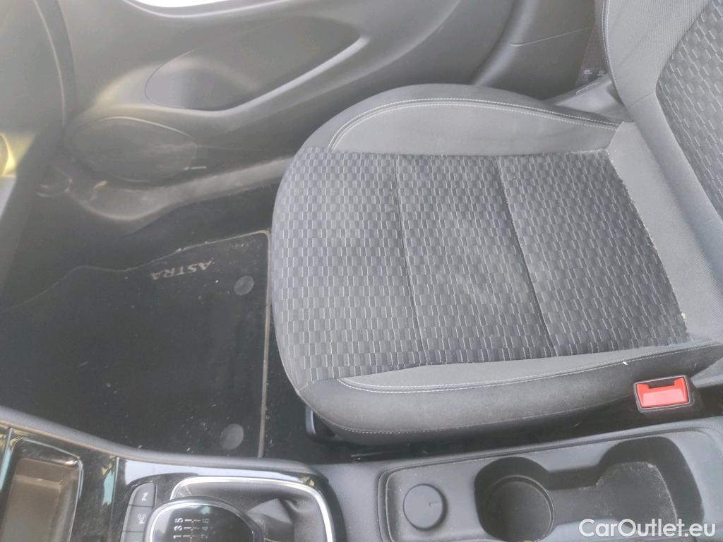  Opel  Astra OPEL  / 2019 / 5P / berlina con portón 1.2T SHT 96kW (130CV) GS Line #31