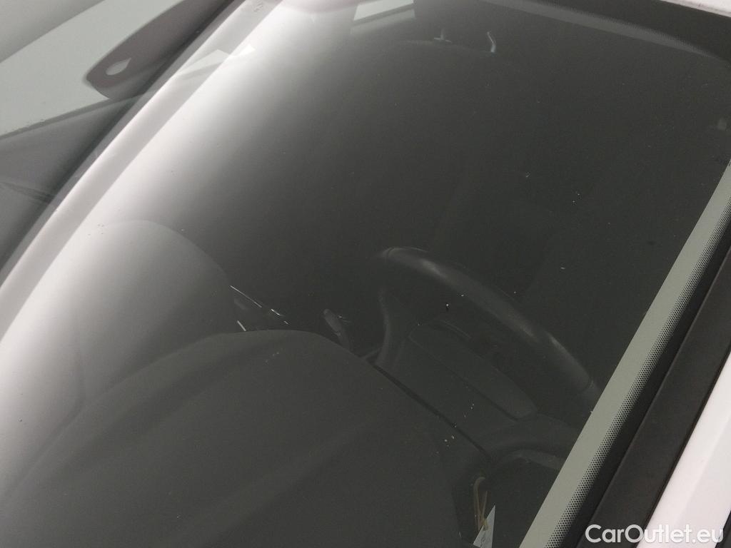  Ford  Focus FORD  5p 3G berlina con portón 1.5 TDCi 70kW (95CV) Trend #1