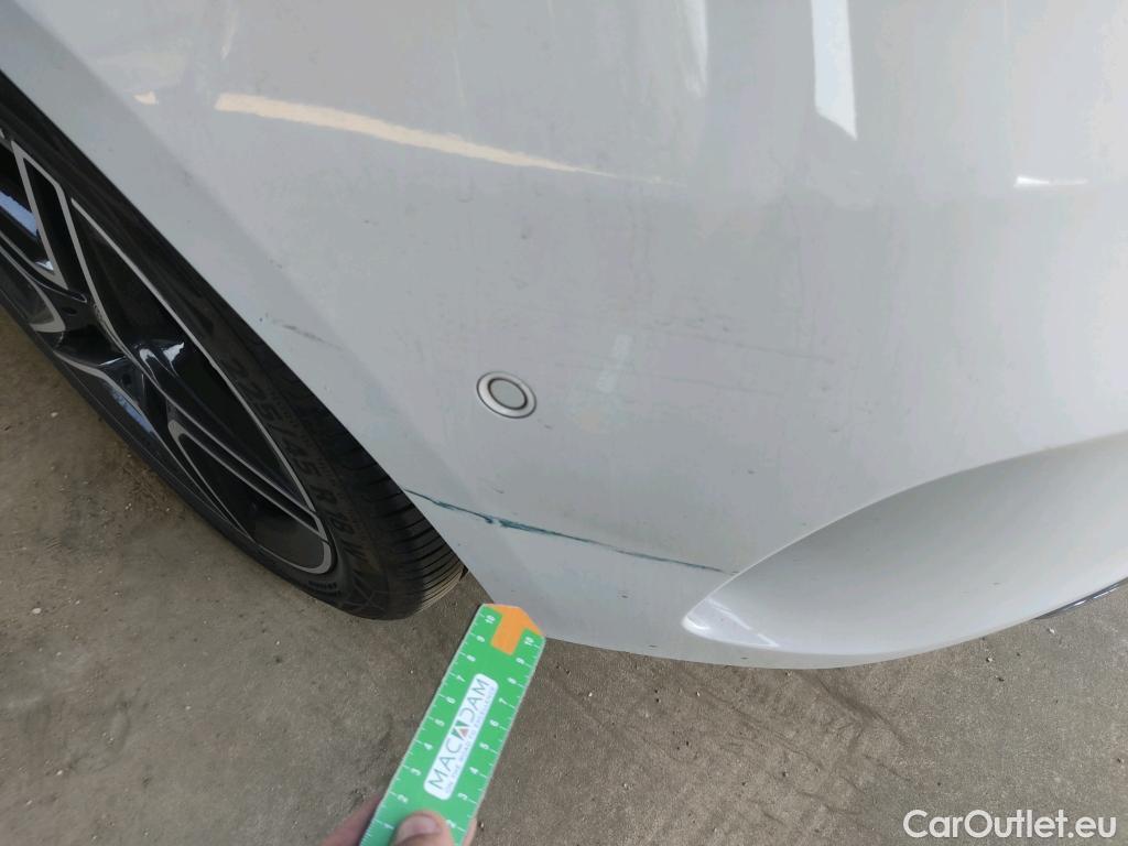  Mercedes  A-Klasse MERCEDES-BENZ Clase A / 2018 / 5P / berlina con portón A 250 e #8