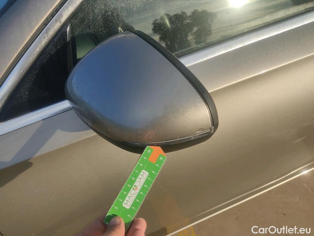  Mercedes  A-Klasse MERCEDES-BENZ Clase A / 2018 / 5P / berlina con portón A 180 d #29