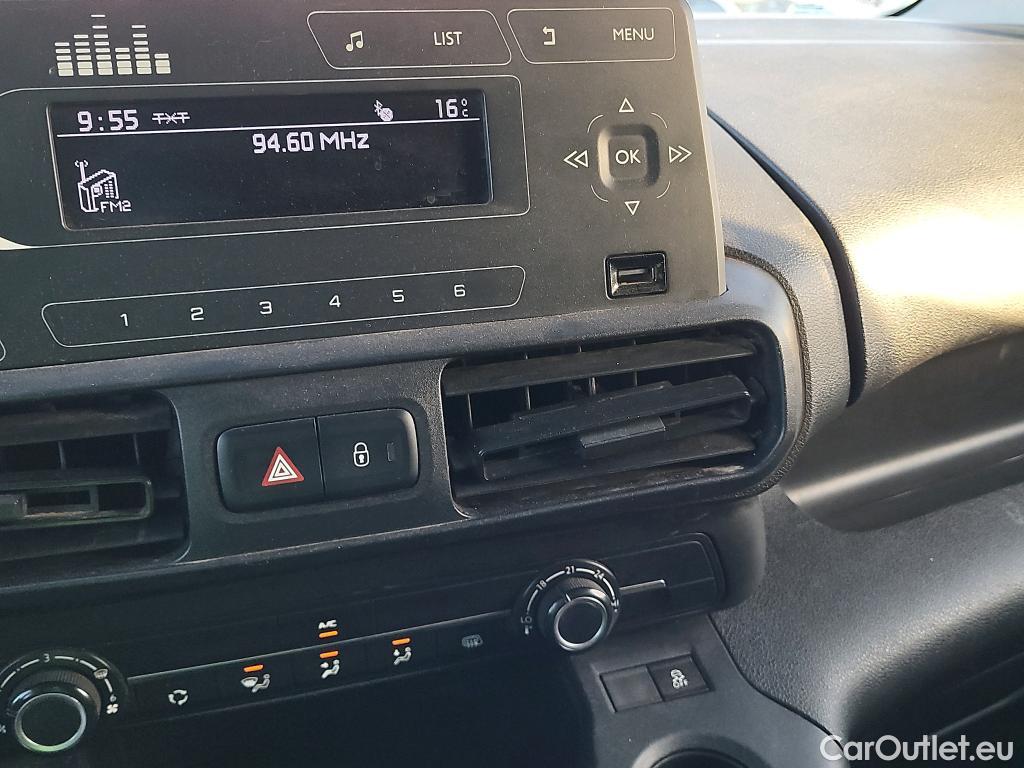  Opel  Combo OPEL  / 2018 / 3P / furgón derivado de turismo 1.6 TD S/S 74kW (100CV) Express L H1 650 #21