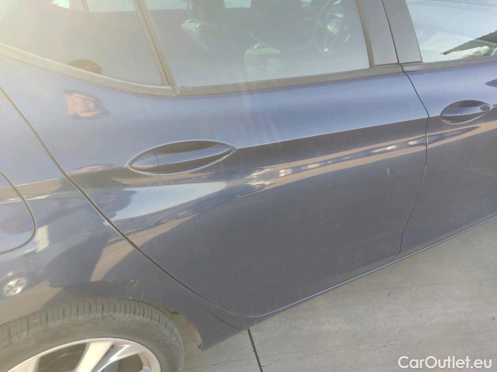  Opel  Astra OPEL  / 2019 / 5P / berlina con portón 1.2T SHT 96kW (130CV) GS Line #36