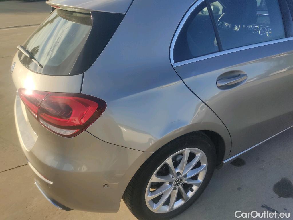  Mercedes  A-Klasse MERCEDES-BENZ Clase A / 2018 / 5P / berlina con portón A 180 d #1