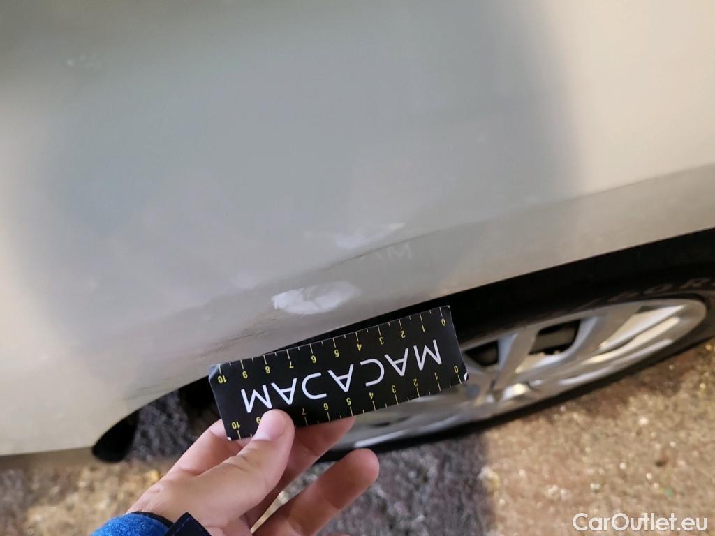  Citroen  Berlingo CITROEN  / 2018 / 5P / combi Talla M BlueHDi 100 S&S LIVE PACK (IND) (AC) #4