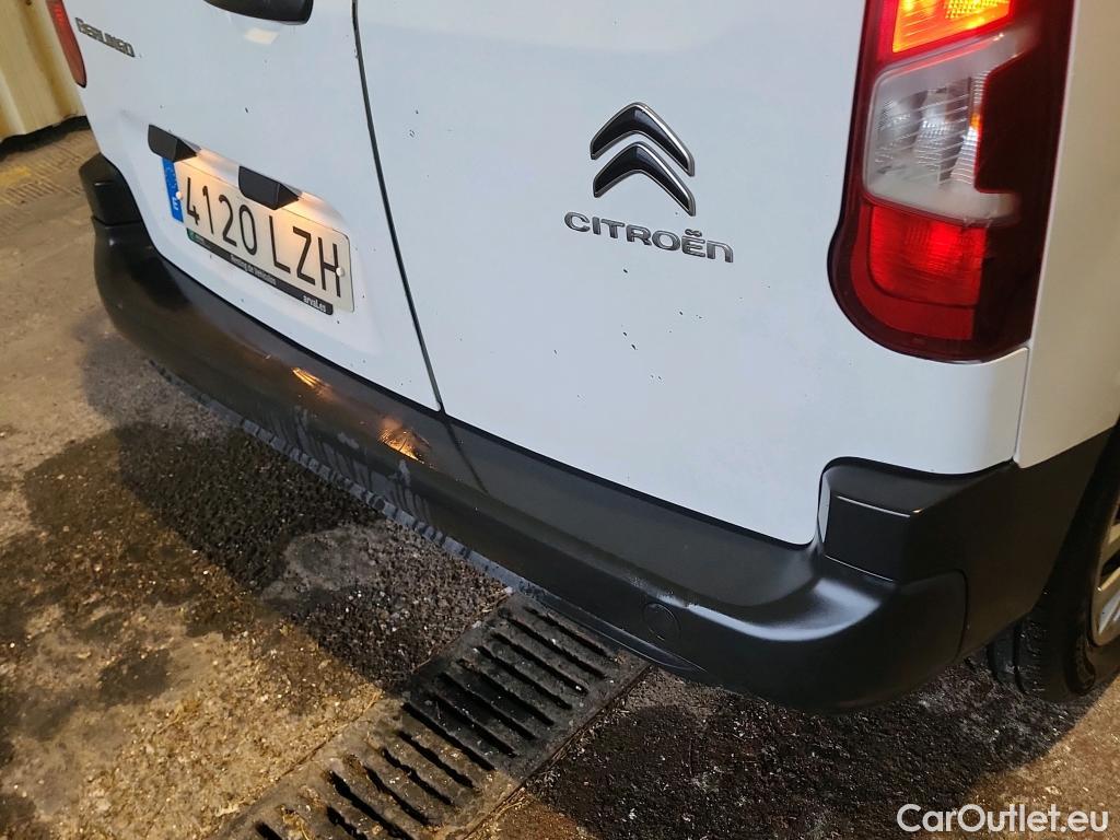  Citroen  Berlingo CITROEN  / 2018 / 5P / combi Talla M BlueHDi 100 S&S LIVE PACK (IND) (AC) #11