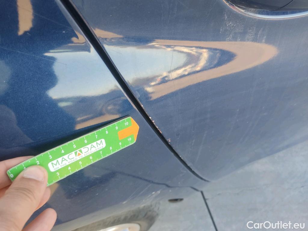  Opel  Astra OPEL  / 2019 / 5P / berlina con portón 1.2T SHT 96kW (130CV) GS Line #38