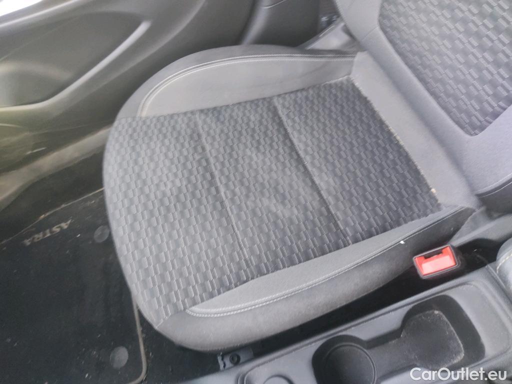  Opel  Astra OPEL  / 2019 / 5P / berlina con portón 1.2T SHT 96kW (130CV) GS Line #21