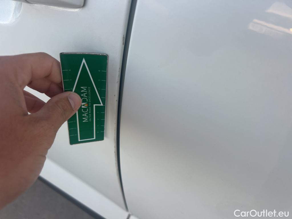  Nissan  Qashqai NISSAN  / 2021 / 5P / todoterreno DIG-T 116kW (158CV) mHEV Xtronic Acenta (AC3) #4