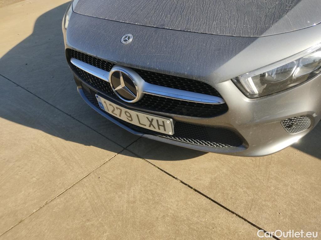  Mercedes  A-Klasse MERCEDES-BENZ Clase A / 2018 / 4P / sedán Sedán A 250 e #10