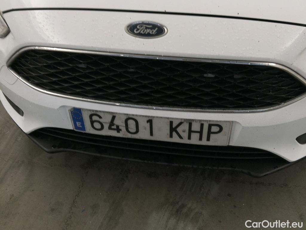  Ford  Focus FORD  5p 3G berlina con portón 1.5 TDCi 70kW (95CV) Trend #15